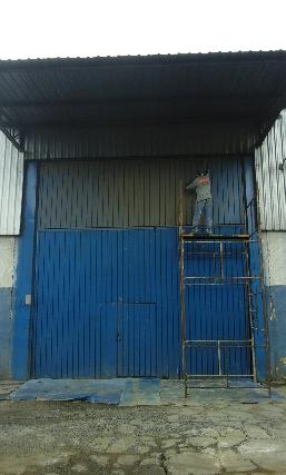 Imagem de pintura do portão com esmalte sintetico 