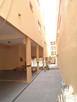 Imagem de Pintura de Demarcação de Vagas de carro e sinalização de pilares 