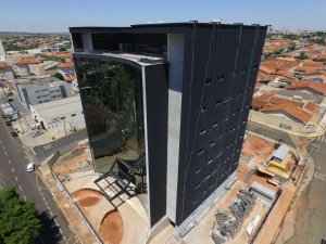 Imagem de Aplicação de textura rucoza nos muros.