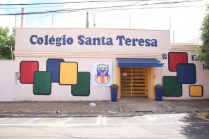 Entrada de alunos Imagem da galeria entrada de alunos
