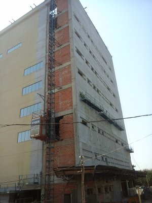 Imagem de Aplicação de fundo preparador em toda  área extern