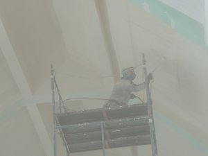 Imagem de Aplicação de massa corrida em toda área interna.